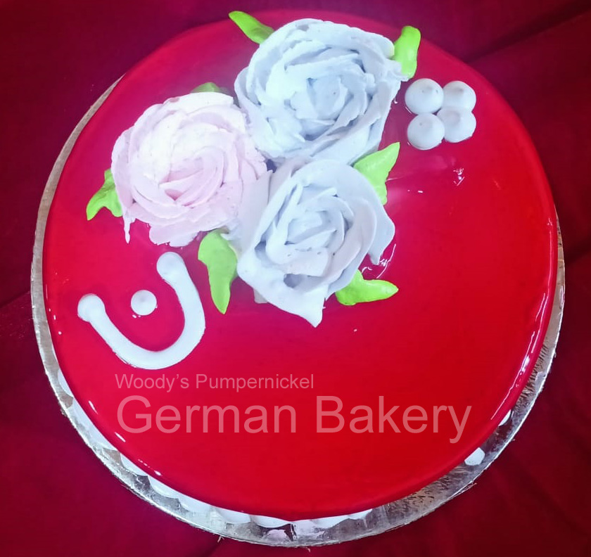 Strawberry Cake with Rose