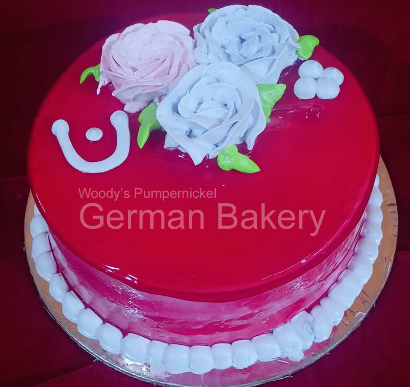 Strawberry Cake with Rose